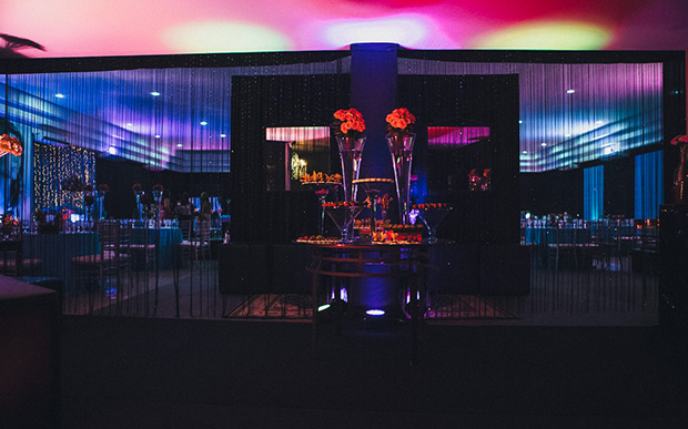 festa-15-anos-decoracao-preta-azul-13