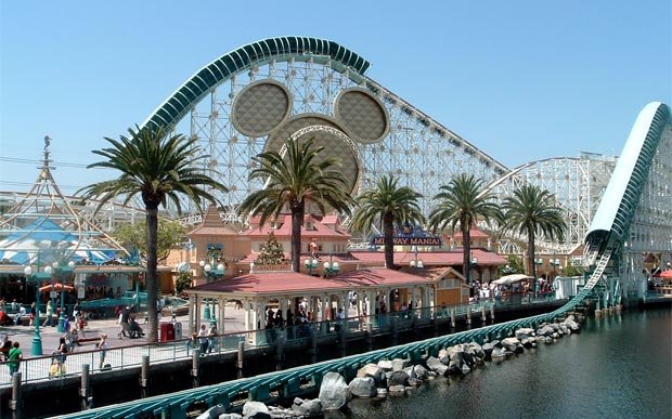 Montanha Russa Screamin Disneyland