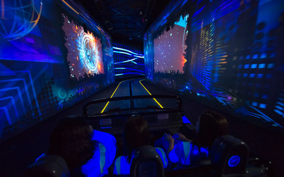 Test Track: uma viagem pelo mundo dos carros que te dá a oportunidade de criar o seu próprio concept vehicle e ver como ele se sai nos testes de temperatura, terrno, eficiência e velocidade. Fica no parque Epcot, no Walt Disney World Resort em Orlando