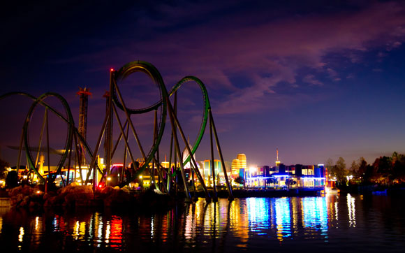 Junte o poder do Incrível Hulk e uma montanha-russa radical e você tem a The Incredible Hulk Coaster. Fica no parque Islands of Adventure, no Universal Orlando Resort, em Orlando.