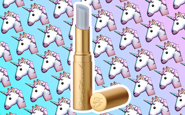 O batom Unicorn Tears da Too Faced! 