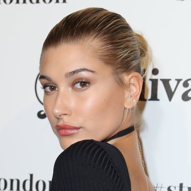 hailey-baldwin-coque Foto: Chris Jackson