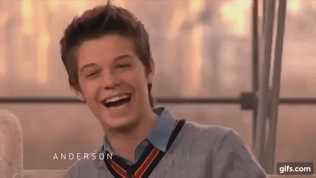 Crush da semana: O mini Sam Winchester cresceu, mas continua fofo