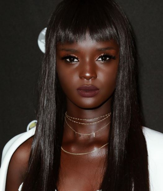 Duckie Thot modelo barbie