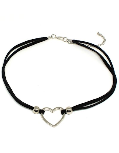 Na lojinha Artcoco (R$20), a choker é igualzinha a da Bibi! Na lojinha Artcoco (R$20), a choker é igualzinha a da Bibi!