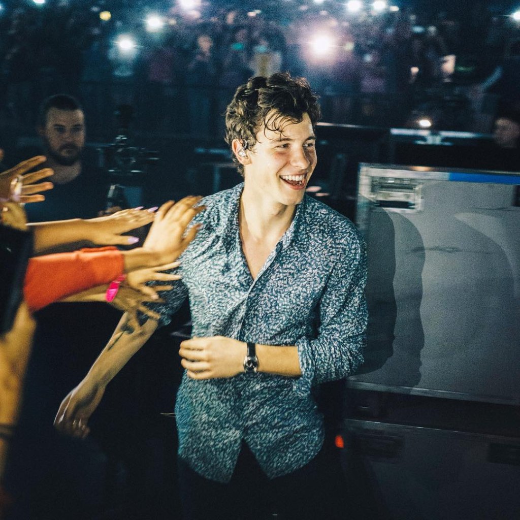 no-brasil-shawn-mendes-prova-que-e-a-melhor-pessoa-do-universo