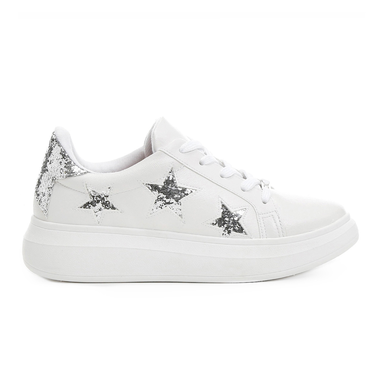 Sneaker - Vizzano (R$ 73,90*)