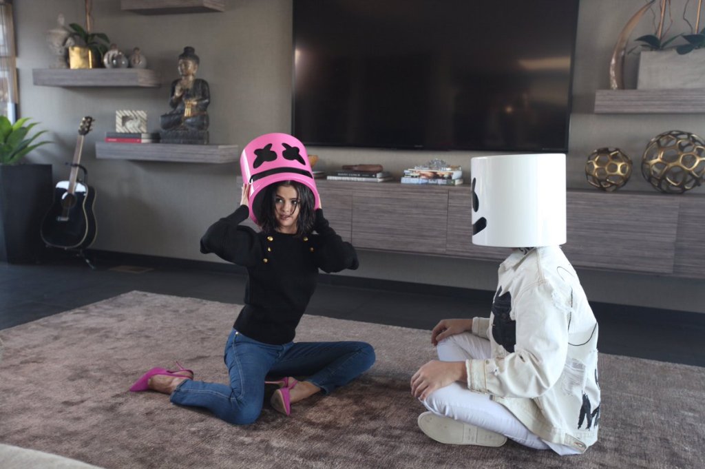 selena-gomez-marshmello