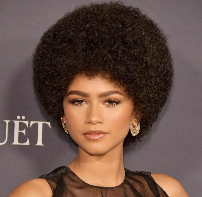 zendaya-cabelo-black-power