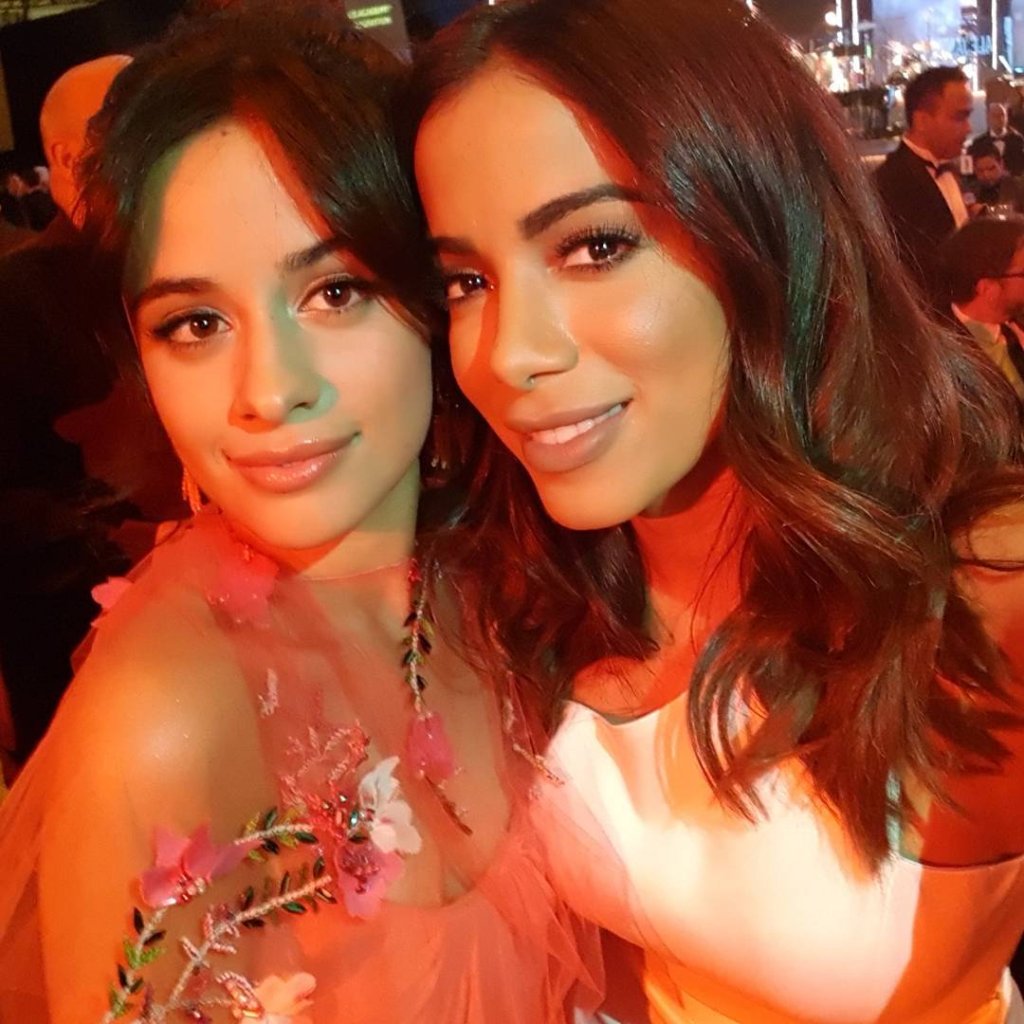 anitta-camila-cabello-se-encontraram-internet-quer-feat