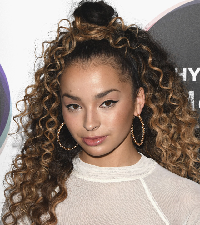 Ella-Eyre-cabelo