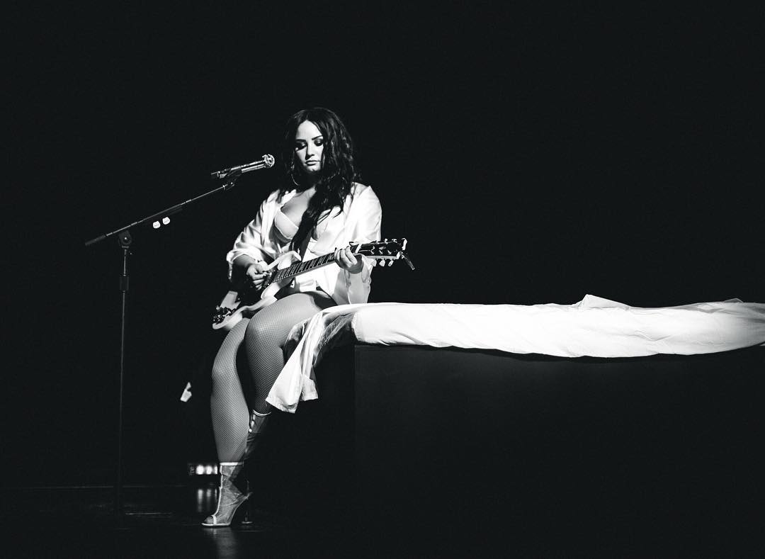 demi-lovato-tell-me-you-love-me-tour demi-lovato-tell-me-you-love-me-tour