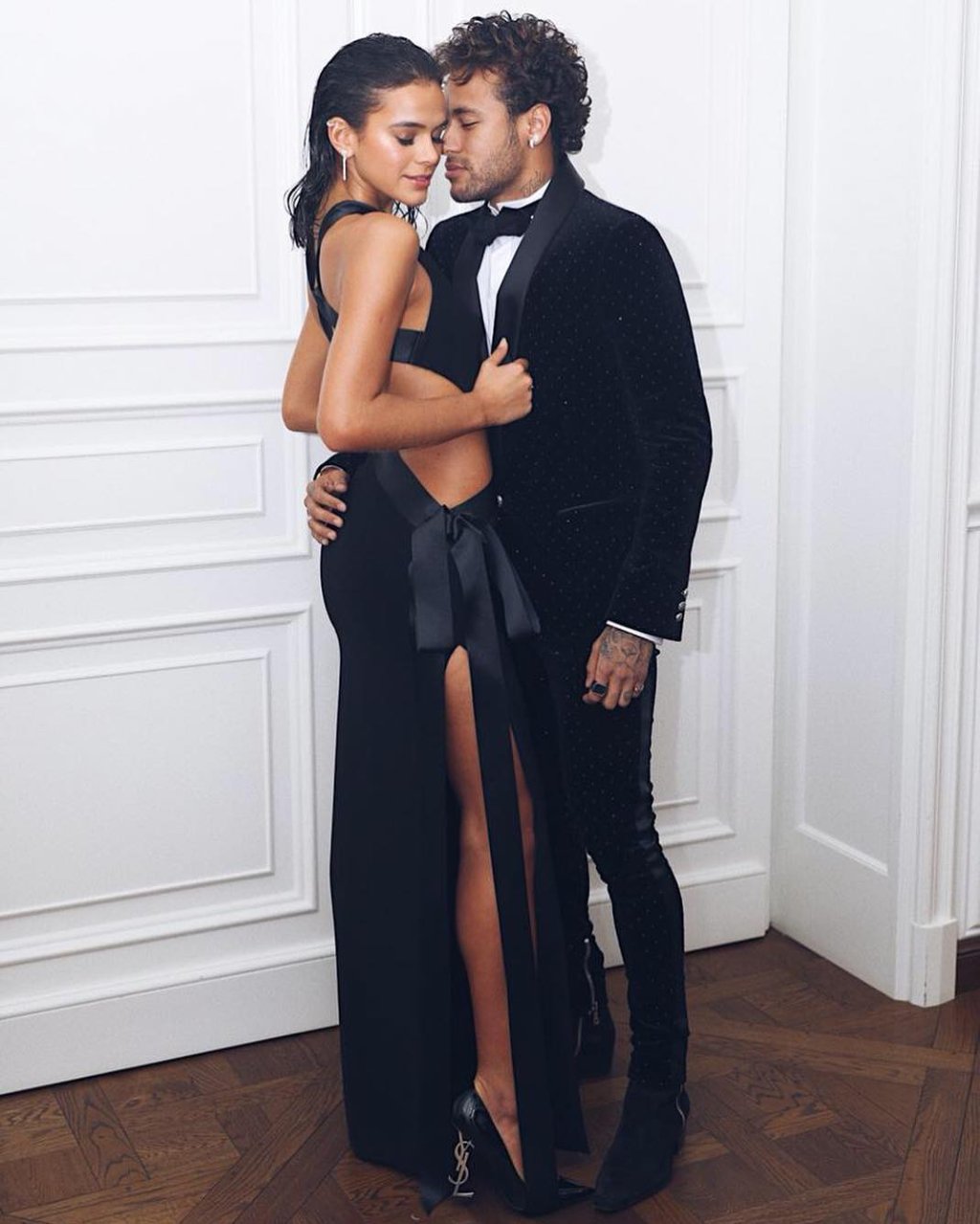 neymar-bruna-marquezine-festa-de-aniversario-paris