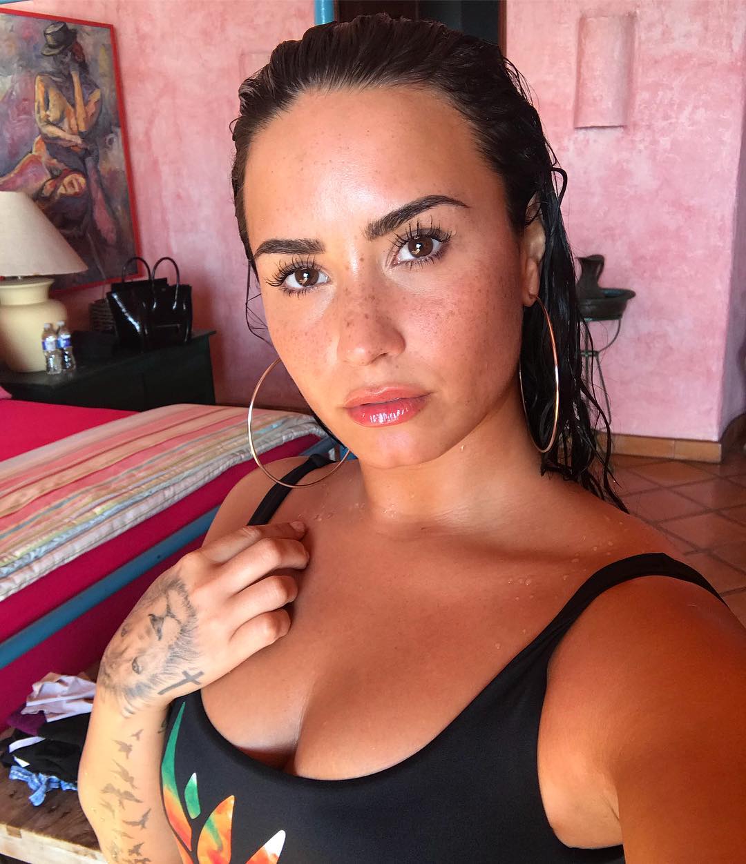 demi-lovato-cílios