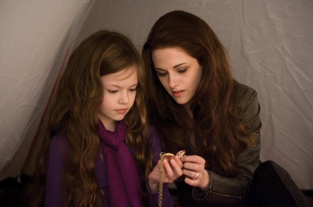 kristen-stewart-mackenzie-foy-reencontro