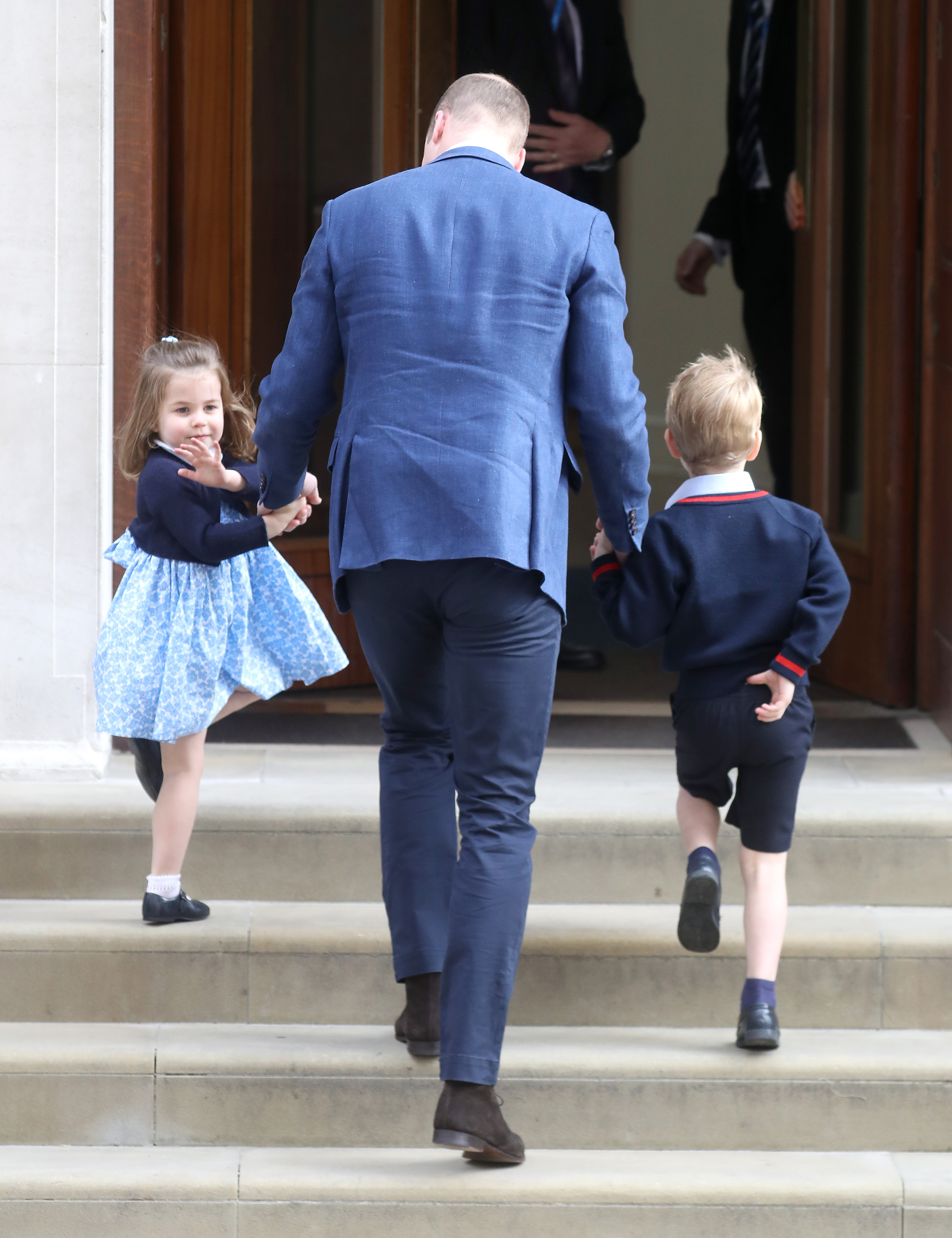 principe-george-princesa-charlotte-conhecem-irmaozinho principe-george-princesa-charlotte-conhecem-irmaozinho