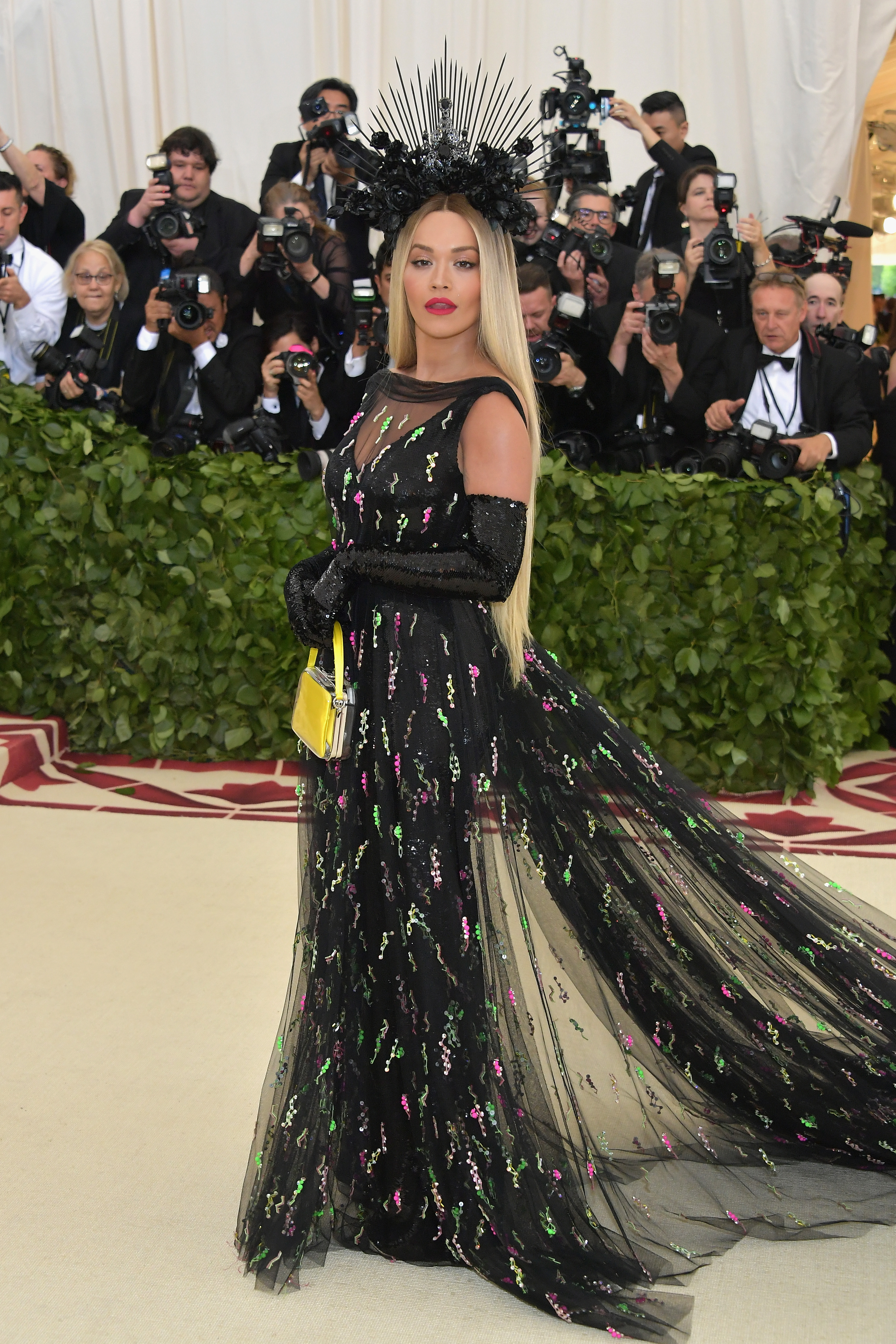 rita-ora-met-gala