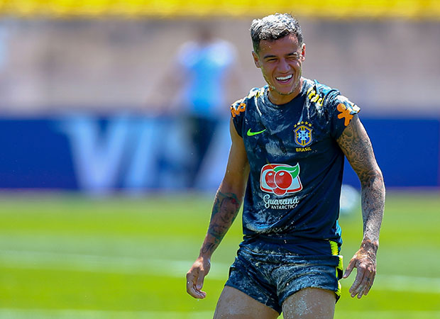 Philippe Coutinho durante treino na Rússia Philippe Coutinho durante treino na Rússia