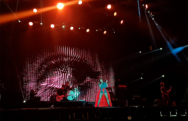 Pitty domina João Rock (de novo) e hipnotiza com show empoderado