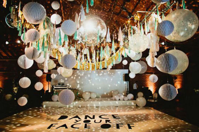 decoracao-com-balao-15-anos-1
