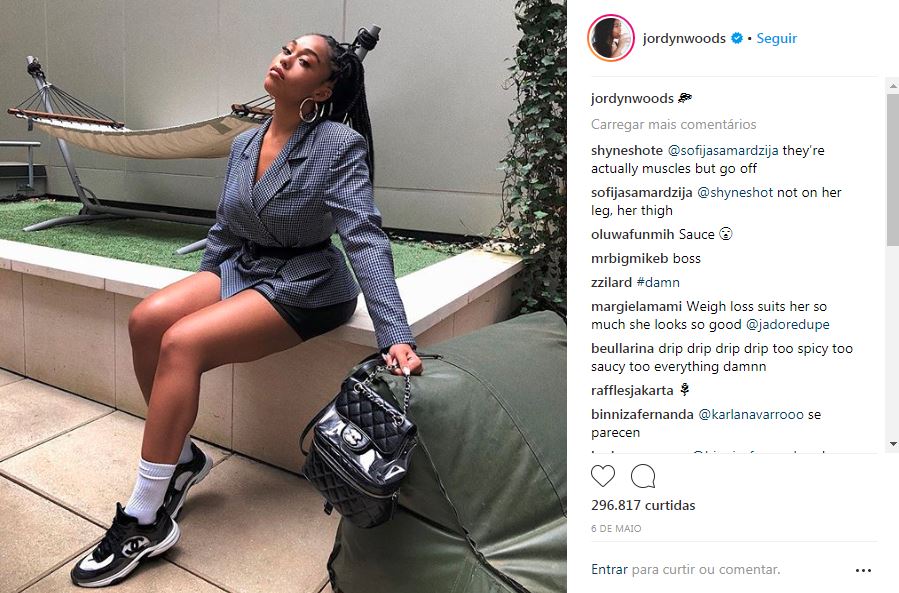 jordyn-woods-bermuda-look Look de street style da Jordyn Woods com bermuda ciclista.