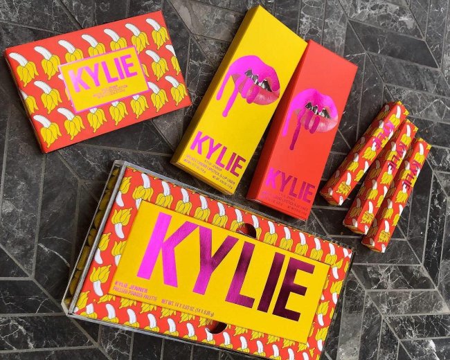 kylie-jenner-kylie-cosmetics-colecao-de-verao-3 kylie-jenner-kylie-cosmetics-colecao-de-verao-3