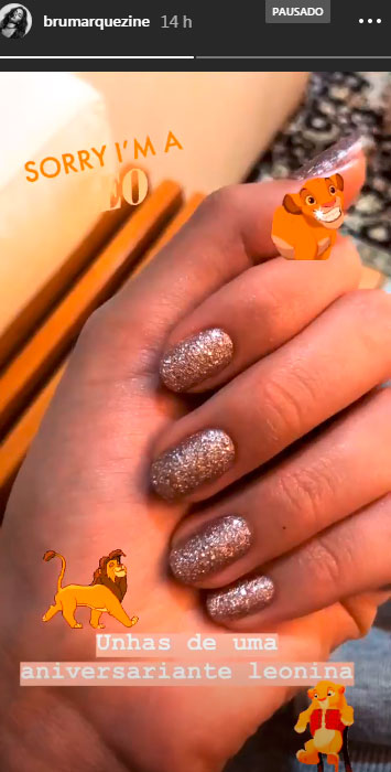 bruna-marquezine-unha-esmalte-glitter bruna-marquezine-unha-esmalte-glitter