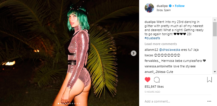 dua-lipa-aniversario-cabelo-verde dua-lipa-aniversario-cabelo-verde