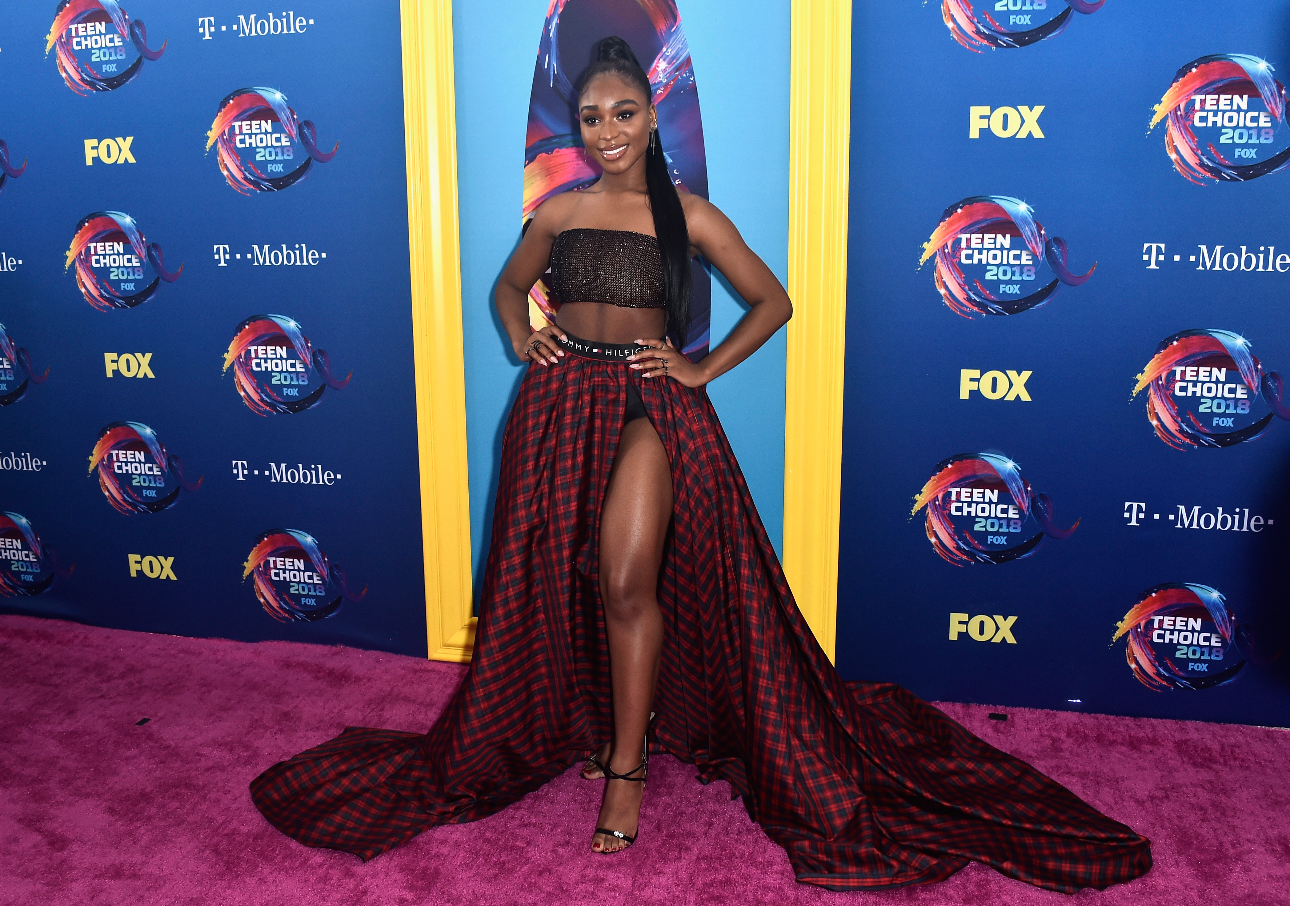 normani-kordei-look-red-carpet-teen-choice-awards-2018 Normani kordei no red carpet do Teen Choice Awards 2018.