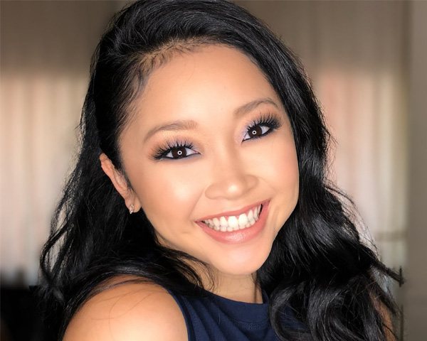 lana-condor-maquiagem-cilios