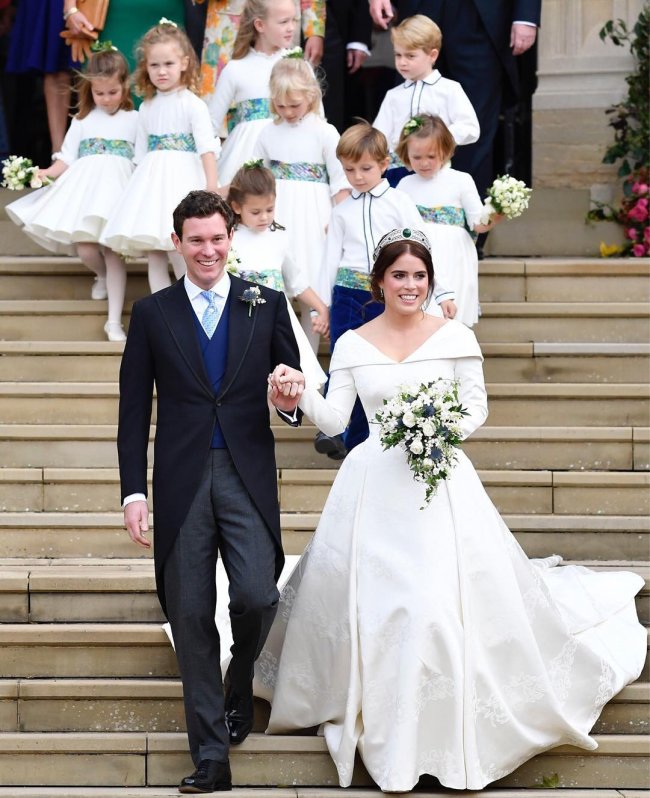 casamento-princesa-eugenie-jack-brooksbank-pajens-e-daminhas