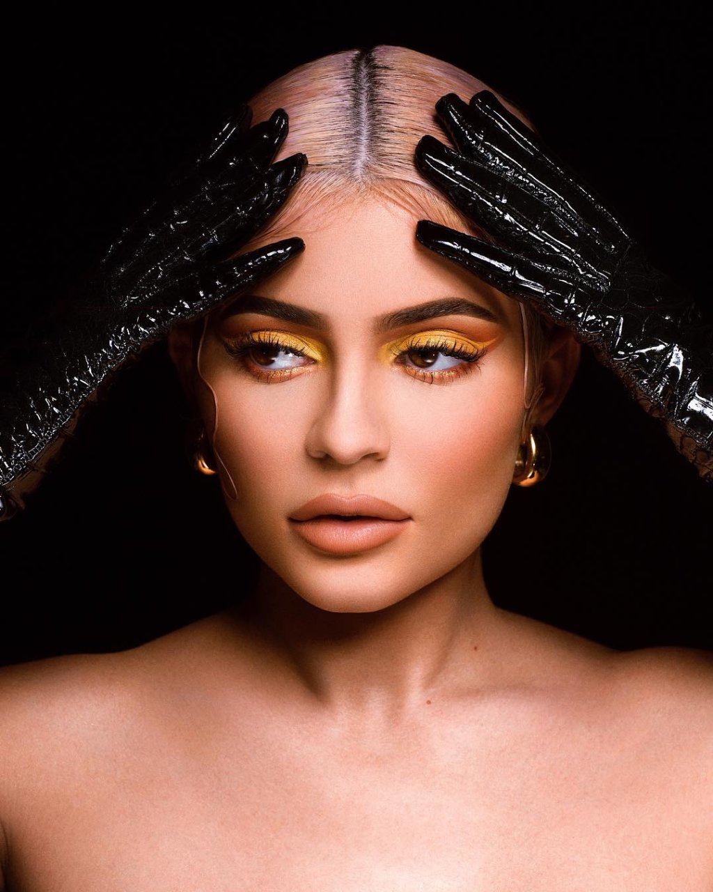 kylie-jenner-halloween-kylie-cosmetics-6