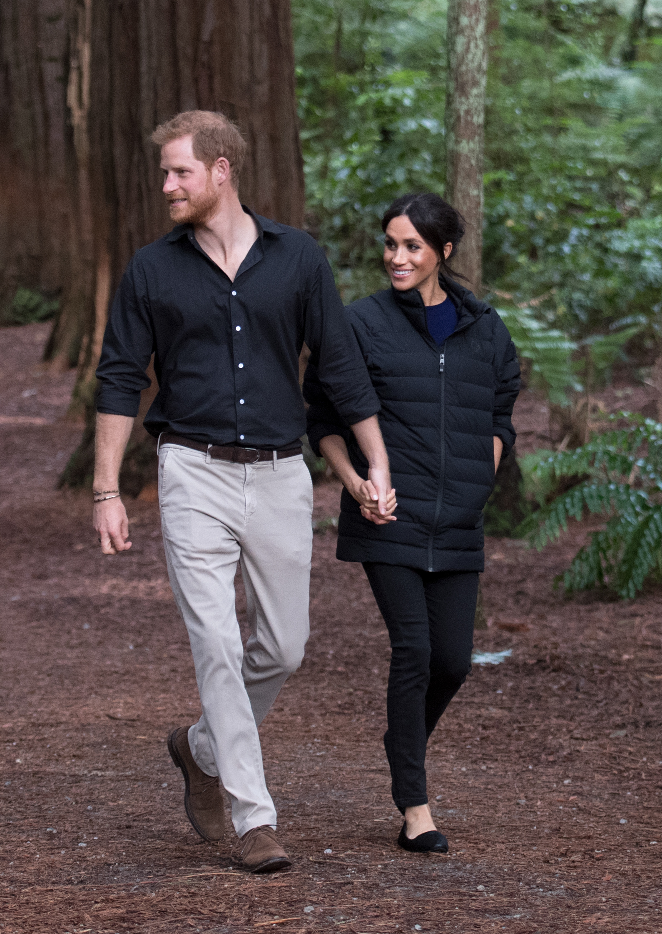 meghan-markle-com-a-jaqueta-do-principe-harry meghan-markle-com-a-jaqueta-do-principe-harry