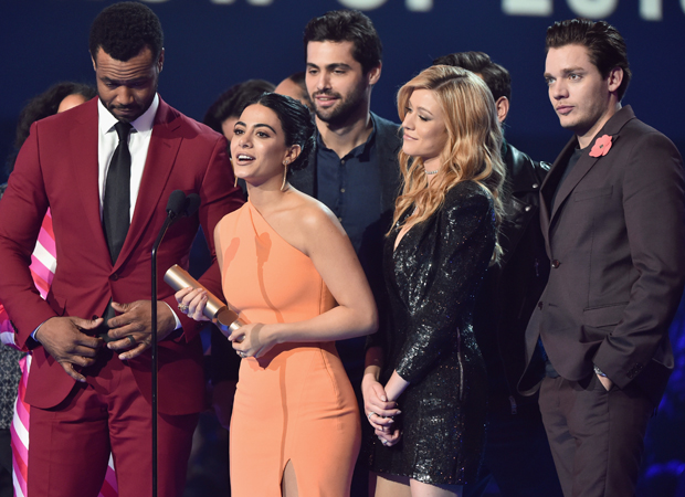 Shadowhunters-Peoples-Choice-Awards-2018