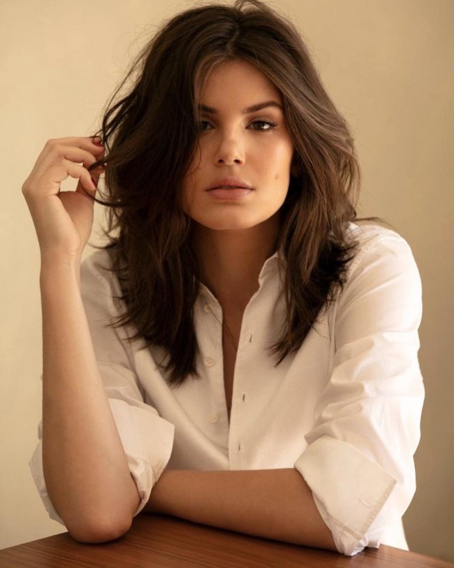 Camila Queiroz
