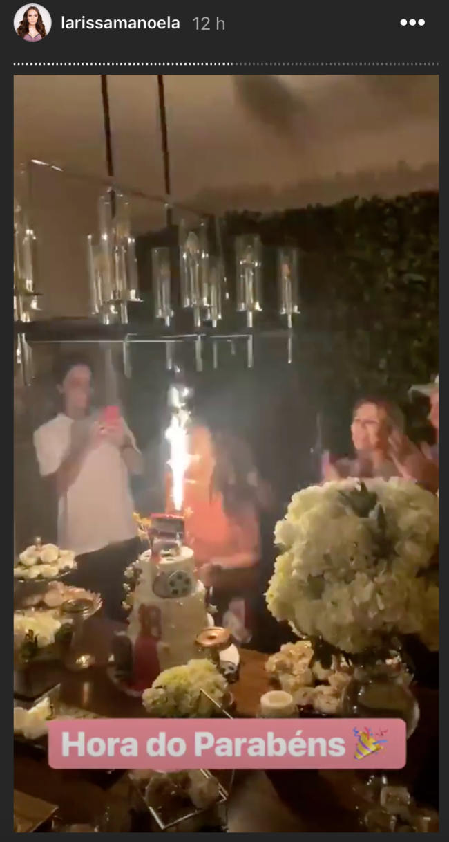 Larissa Manoela festa surpresa 18 anos