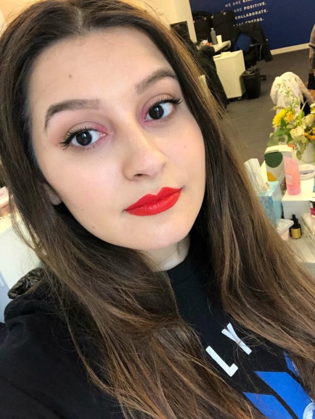 batom-vermelho-kkw-beauty-2 batom-vermelho-kkw-beauty-2