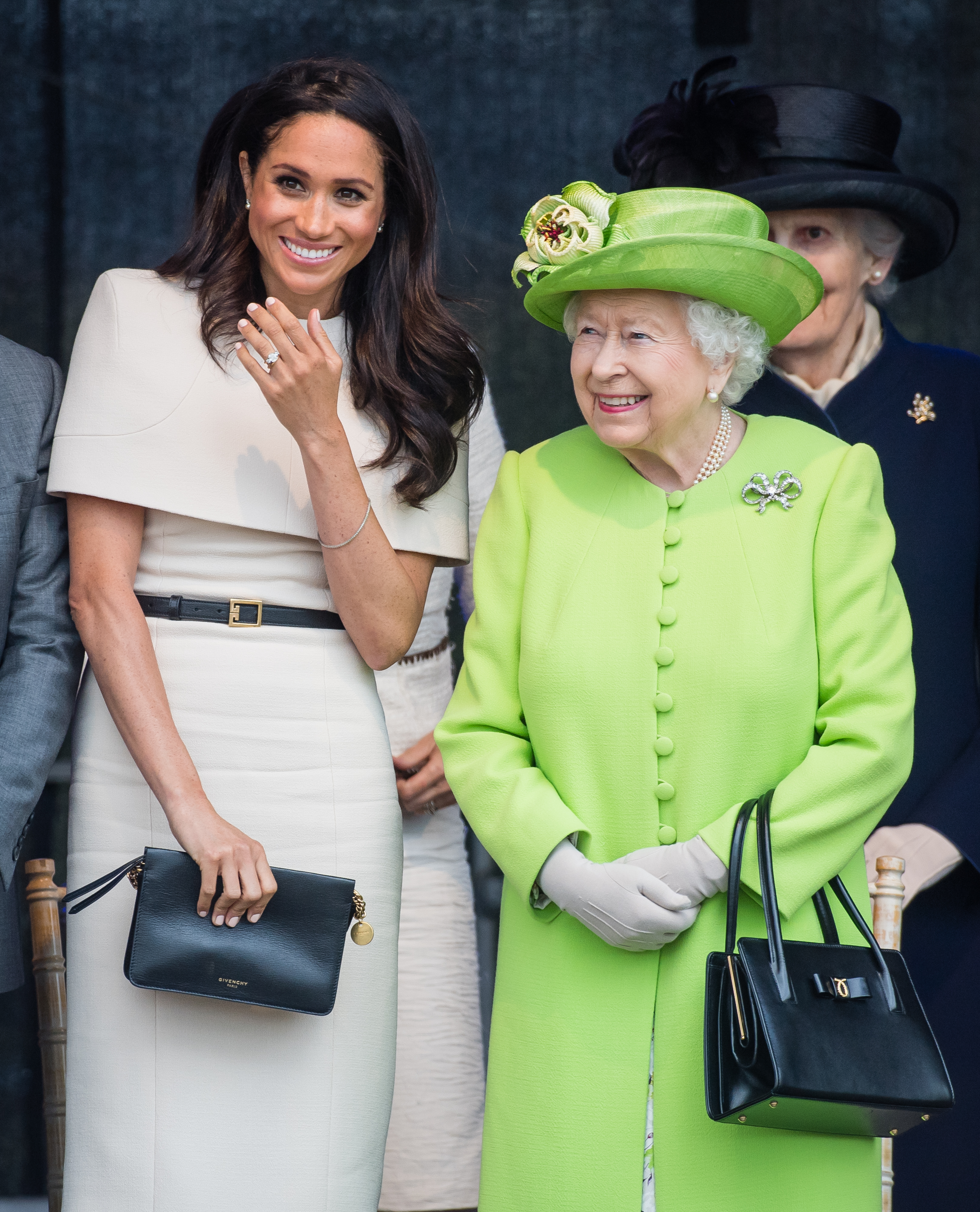 The Duchess Of Sussex Undertakes Her First Official Engagement With Queen Elizabeth II Meghan Markle e Rainha Elizabeth II