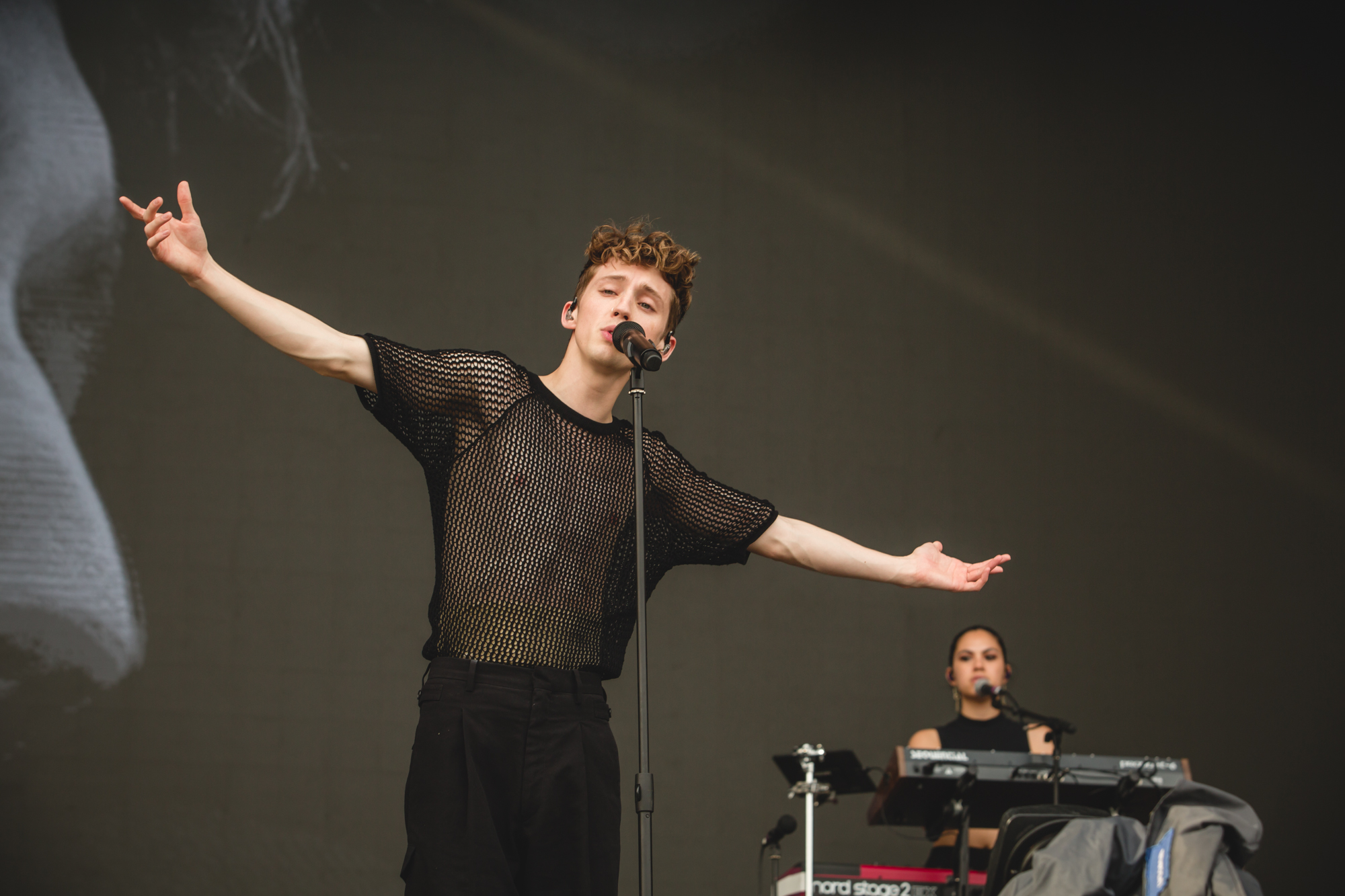 troye-sivan-lollapalooza-2019 troye-sivan-lollapalooza-2019