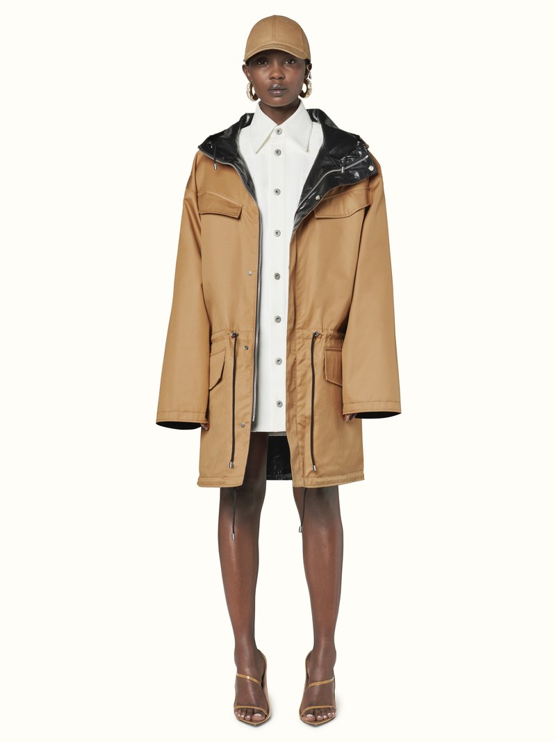 look-rihanna-fenty-01