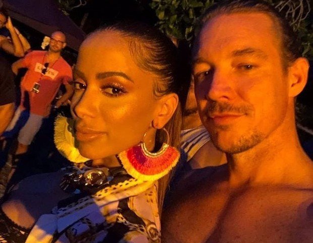 anitta-diplo