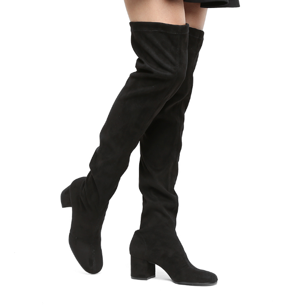 Bota over the knee Santa Lolla (R$ 329,99*). Bota over the knee Santa Lolla (R$ 329,99*).