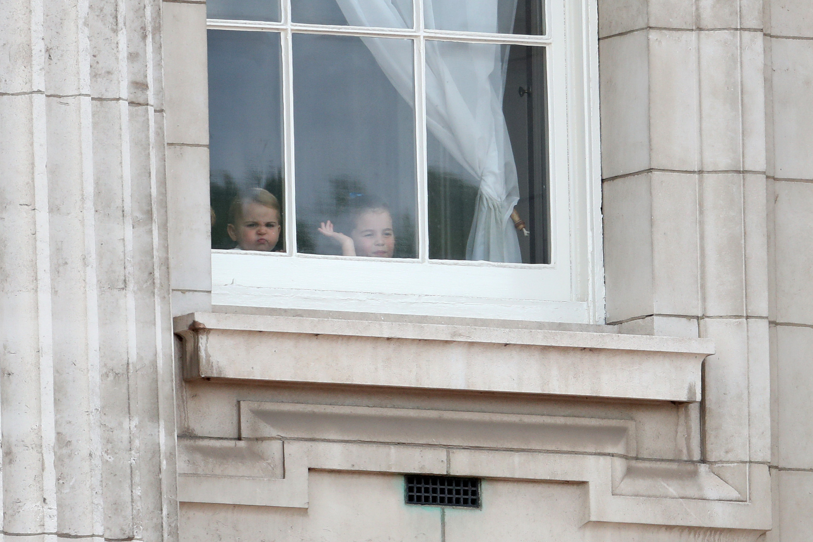 principe-louis-princesa-charlotte principe-louis-princesa-charlotte