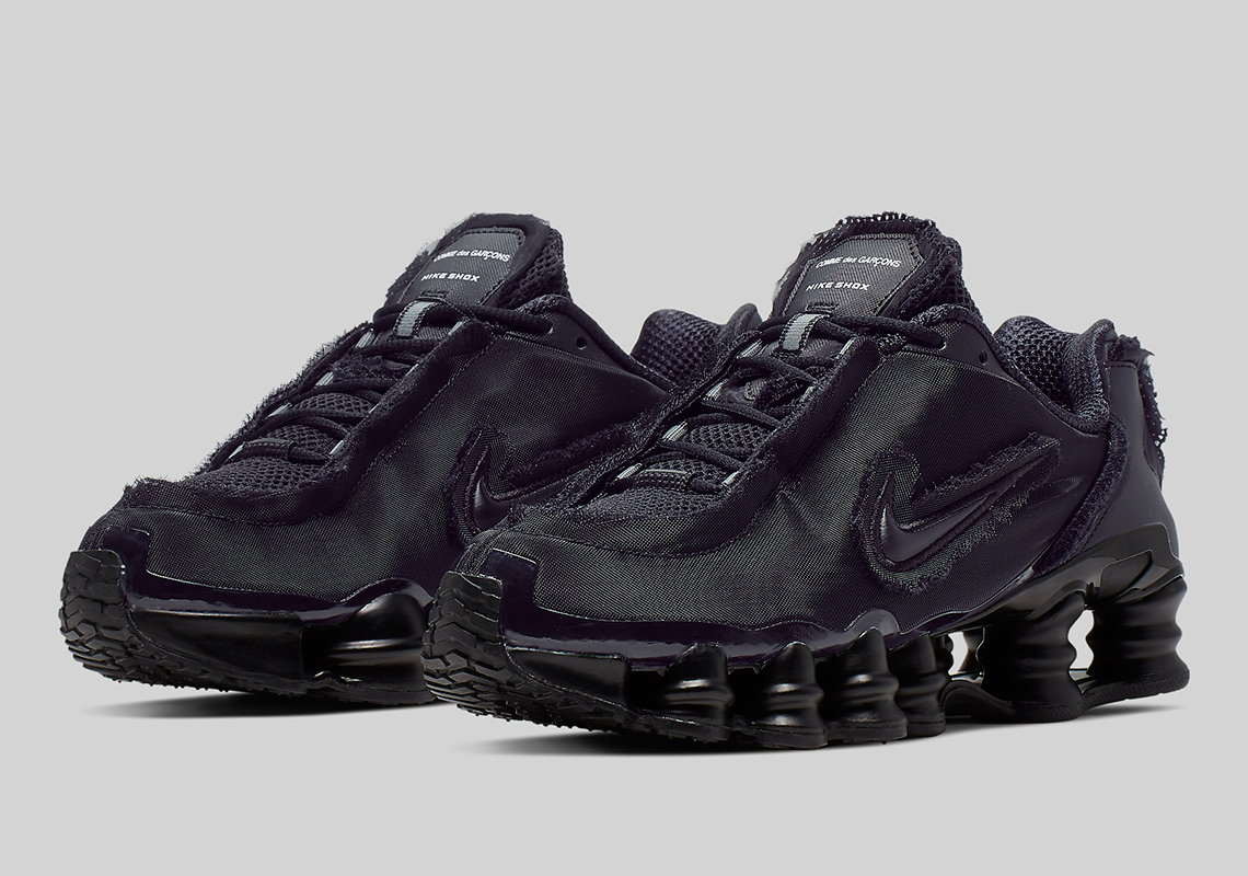 comme-des-garcons-nike-shox-hailey-bieber
