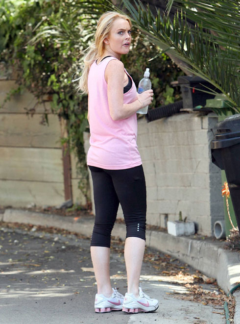 lindsay-lohan-nike-shox