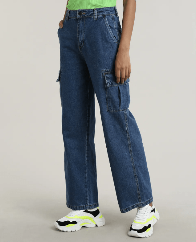 Calça jeans cargo C&A (R$ 129,90*). Calça jeans cargo C&A (R$ 129,90*).