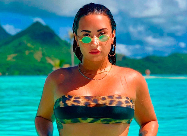 demi-lovato-foto-biquini