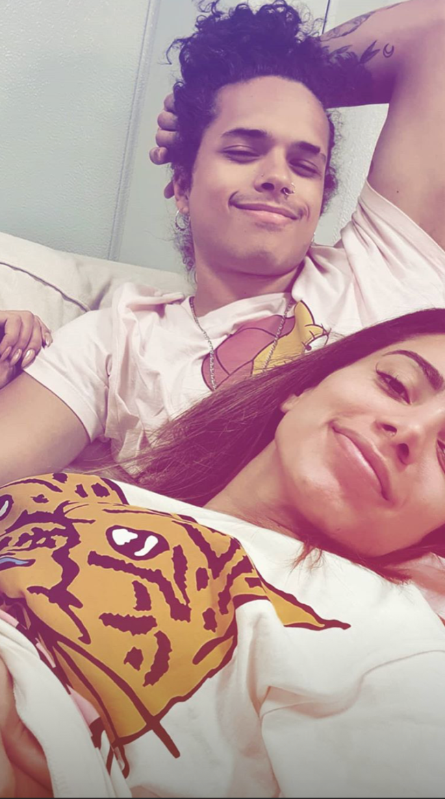 Anitta e Vitão2