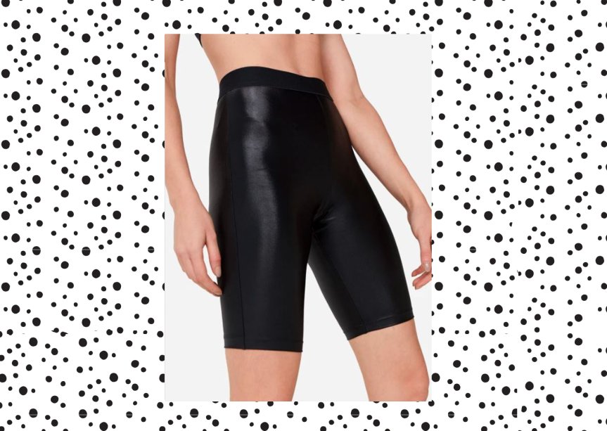 Bermuda Cirré com Elástico, Amaro, R$ 89,90*. Bermuda Cirré com Elástico, Amaro, R$ 89,90*.