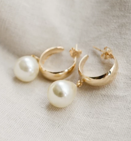 Brinco da Gemma Online (R$ 65*). Brinco da Gemma Online (R$ 65*).